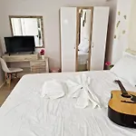 Olympio Luxury Paros Lägenhet Márpissa